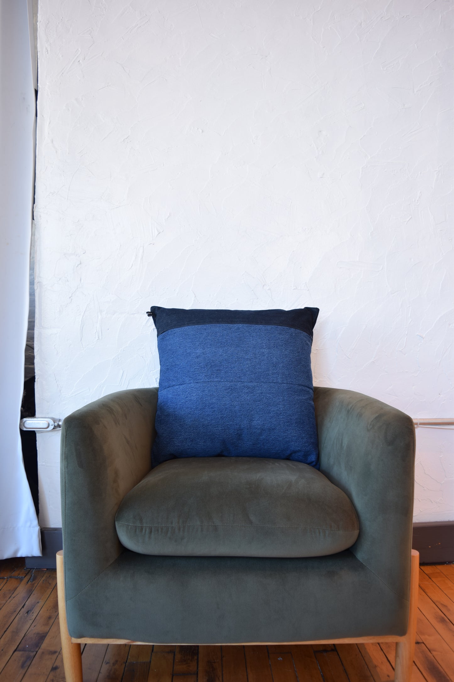 denim pillow cover 22'' x 22''