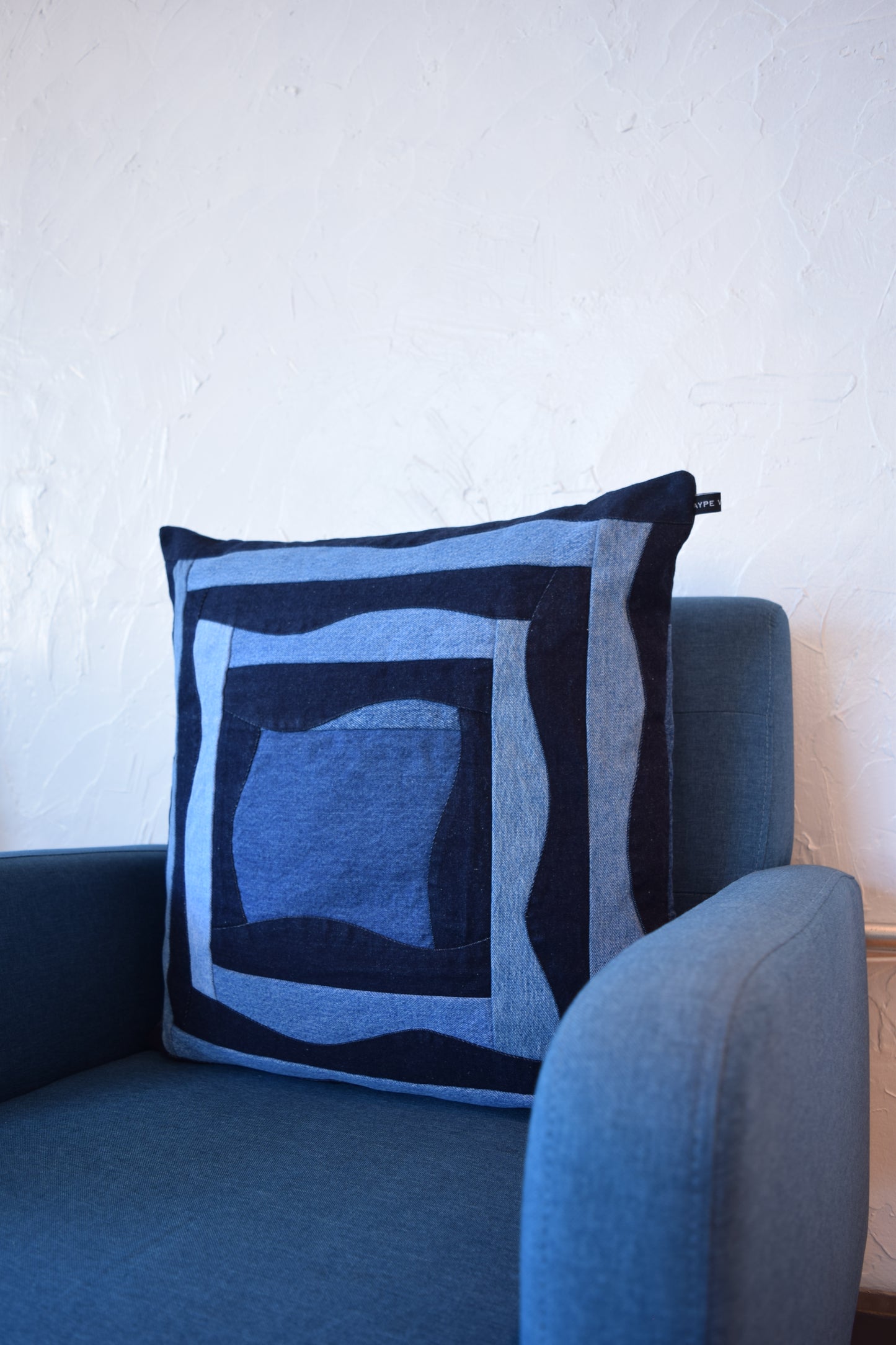 denim pillow cover 22'' x 22''