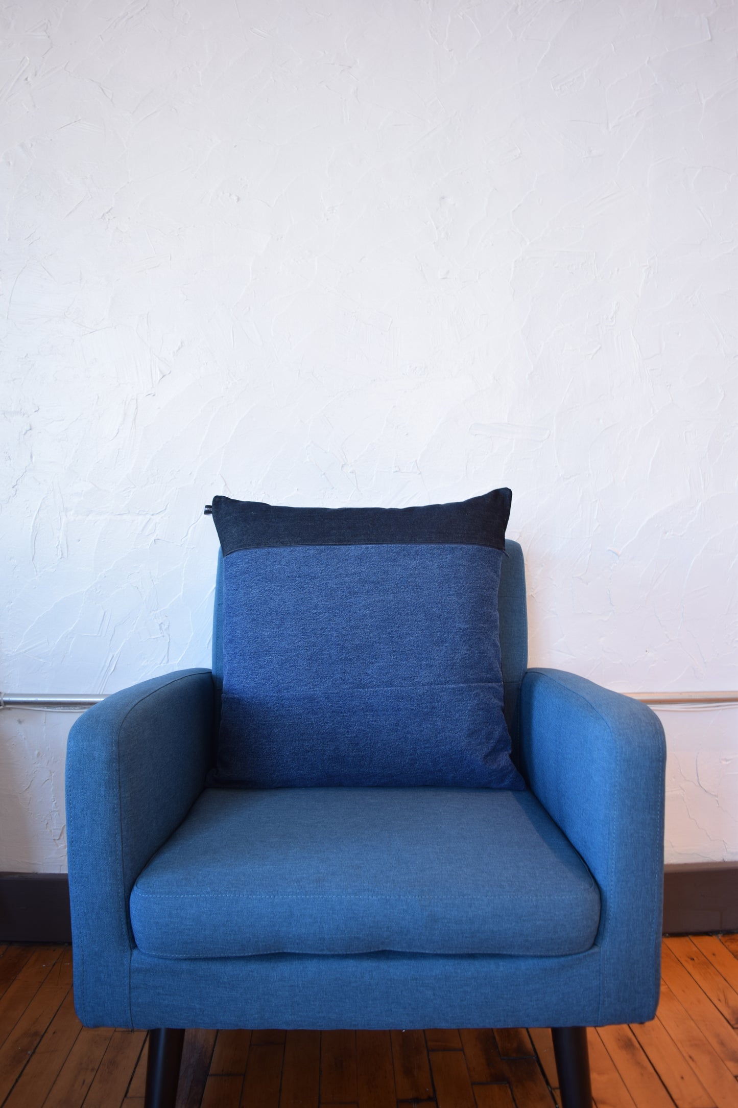 denim pillow cover 22'' x 22''