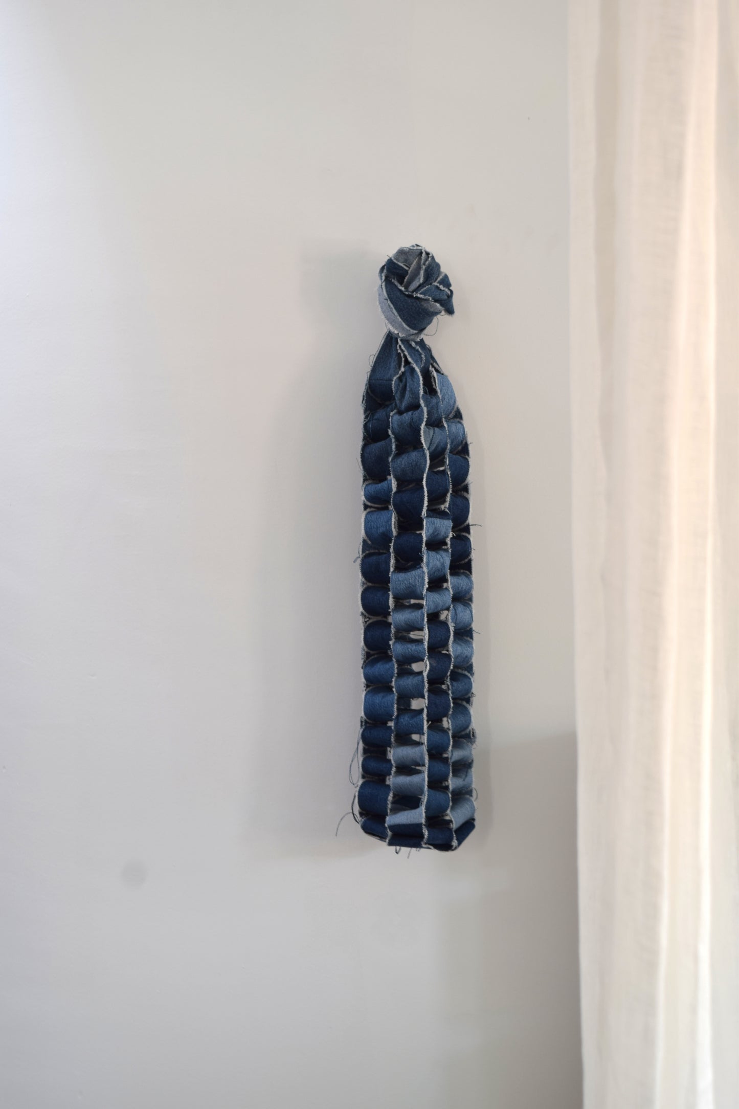 hanging denim box (25'')